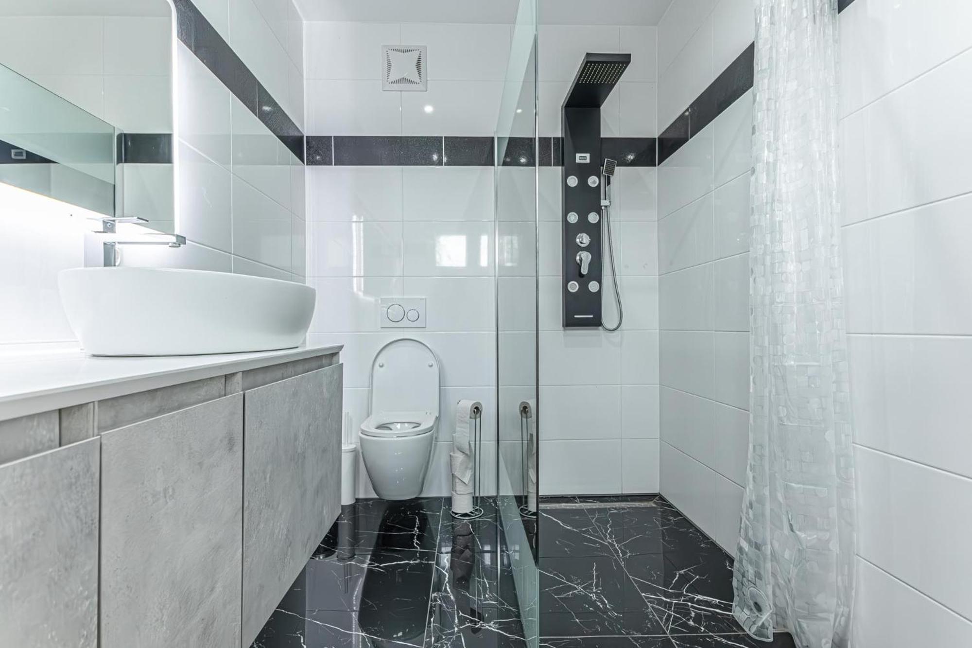 Villa Luxury 6br With Private Pool & Sauna - Pets Allowed *
