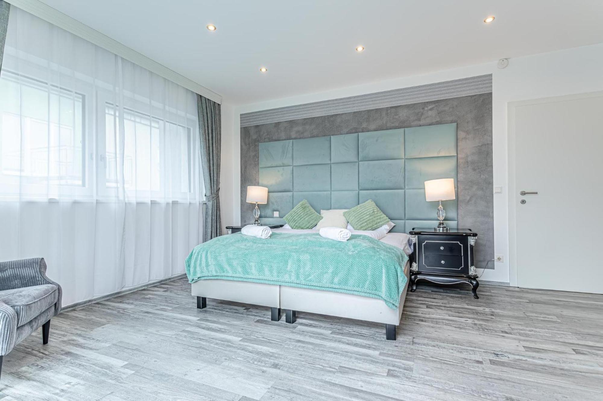 Villa Luxury 6br With Private Pool & Sauna - Pets Allowed Wien